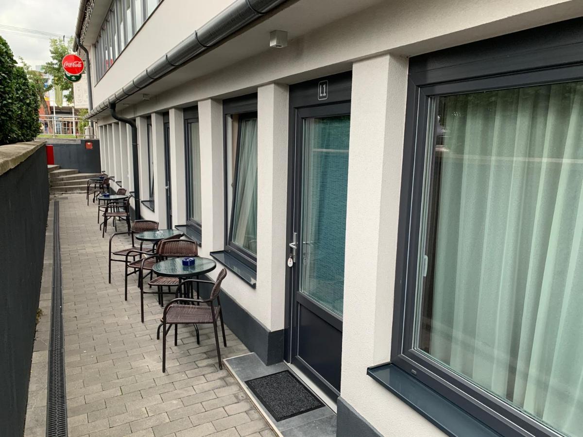Nimrod Hotel Es Etterem Mosonmagyaróvár Exterior foto